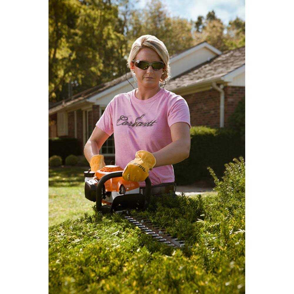 Stihl Gas Hedge Trimmer 18 In Dual-Reciprocating Double-Sided Blades - HS 45