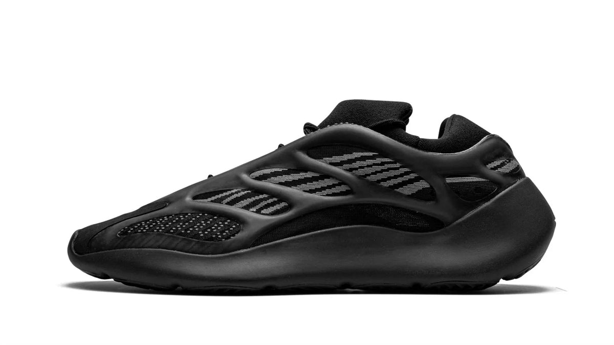YEEZY 700 V3 Alvah Sneakers