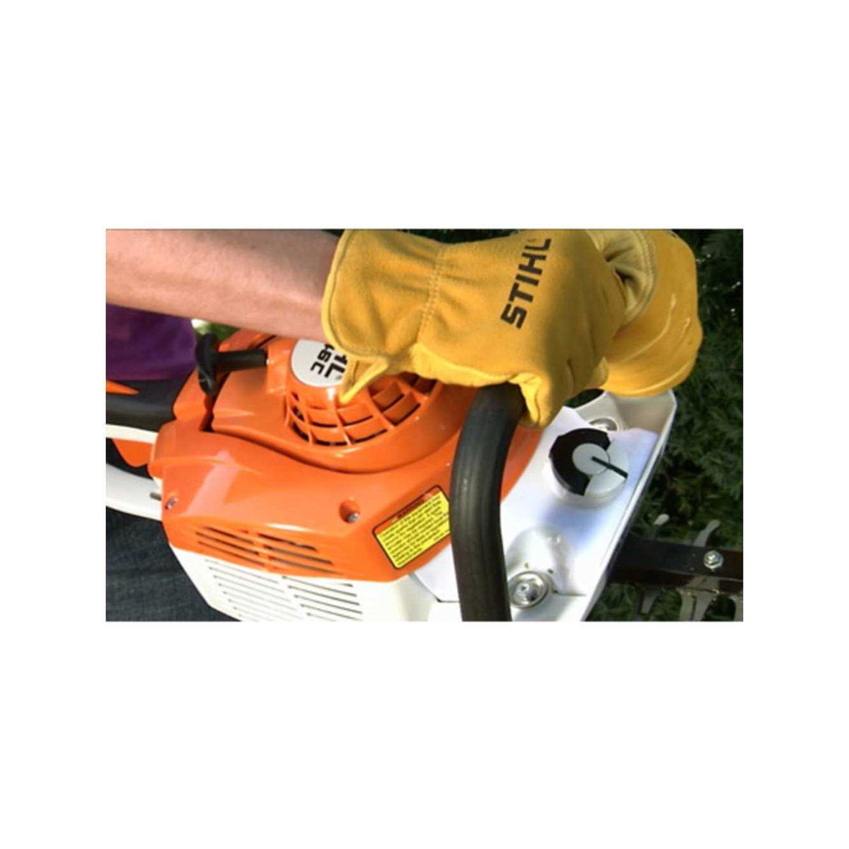 Stihl Gas Hedge Trimmer 18 In Dual-Reciprocating Double-Sided Blades - HS 45