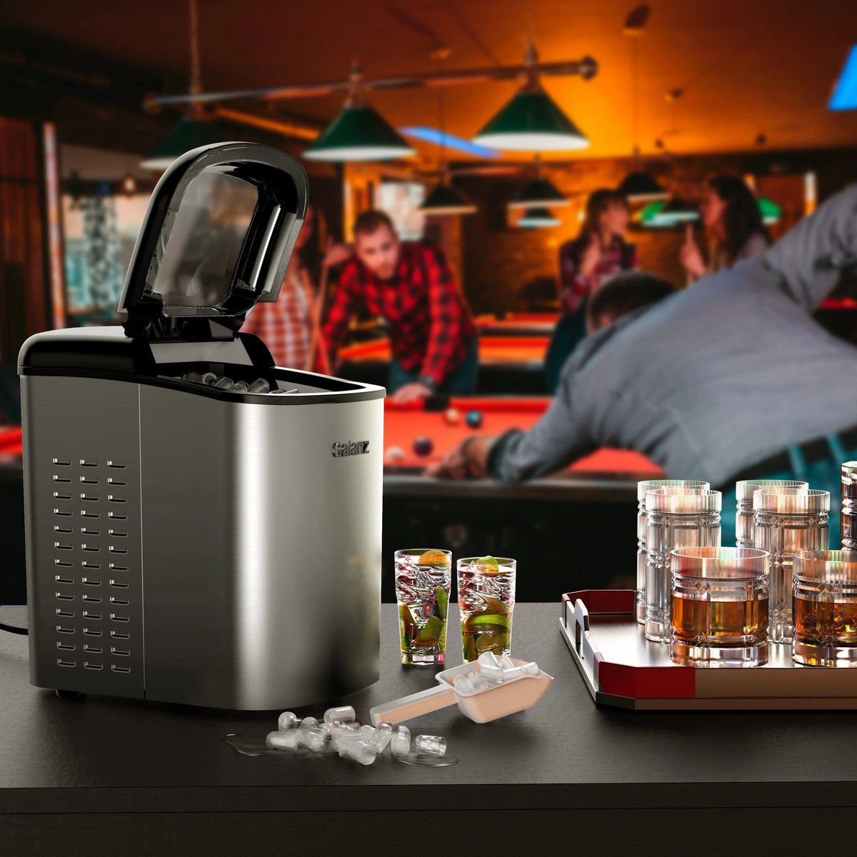 Galanz Portable Countertop Ice Maker, 26 lbs in 24 Hours, 9 Bullet Cubes in 9 Minutes, 2 Ice Sizes, 2.1 L, Retro Red