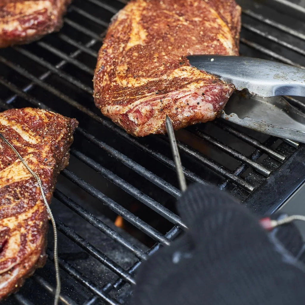 Weber SmokeFire EX6 Gen 2 36-Inch Wi-Fi Enabled Wood Fired Pellet Grill - 23510201