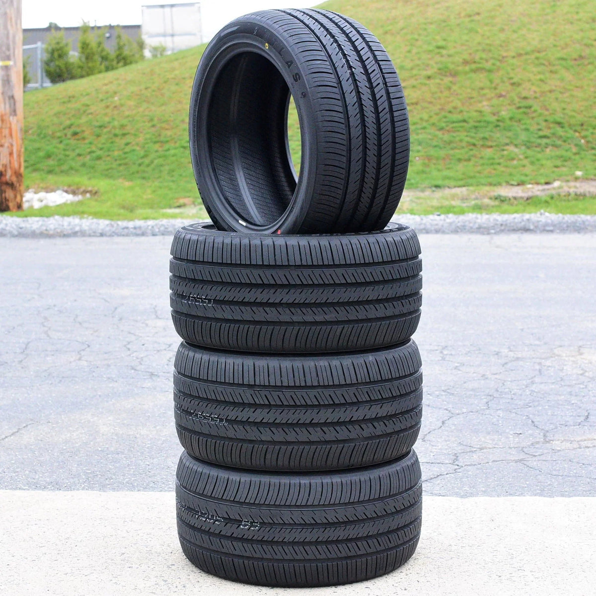 Atlas Tire Force UHP All-Season Tires, Set Of 4, 255/30R20 92W XL - Audi TTS Quattro Base 2016-23
