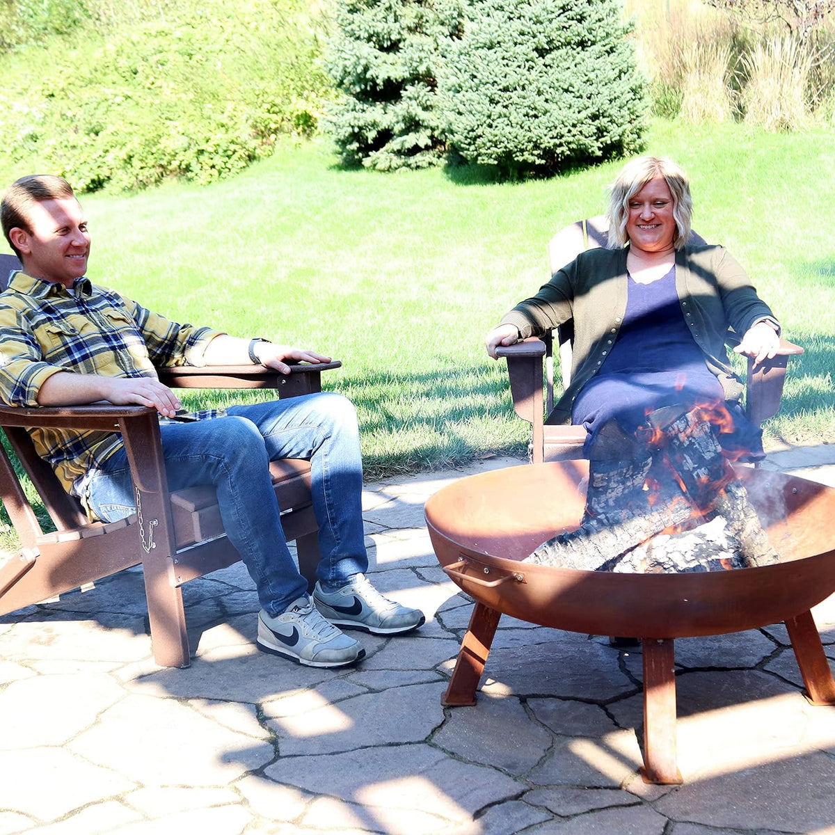 Sunnydaze Decor Rustic Cast Iron Outdoor Raised Fire Pit Bowl, 34-Inch, Rust - RCM-LG570